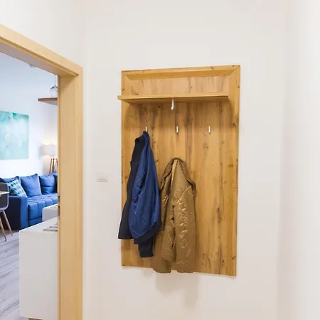 Daire Spacy Modern Near Hockey Stadium Bratislava