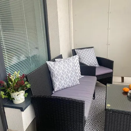 Spacy Modern Near Hockey Stadium Bratysława