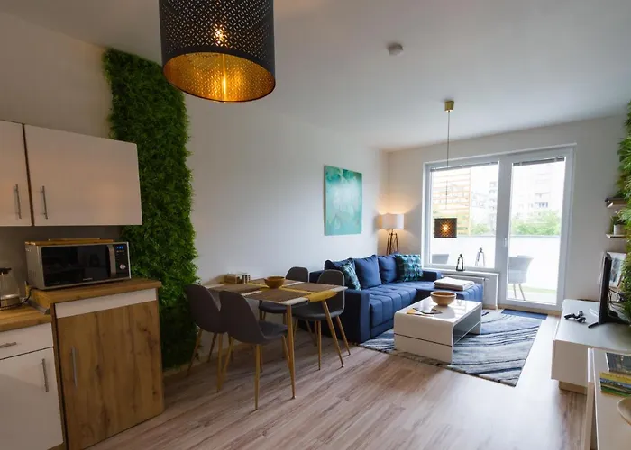 شقة Spacy Modern Near Hockey Stadium براتسيلافا