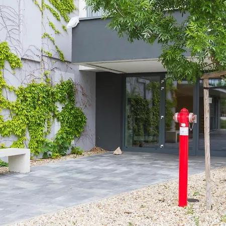 Spacy Modern Near Hockey Stadium Daire